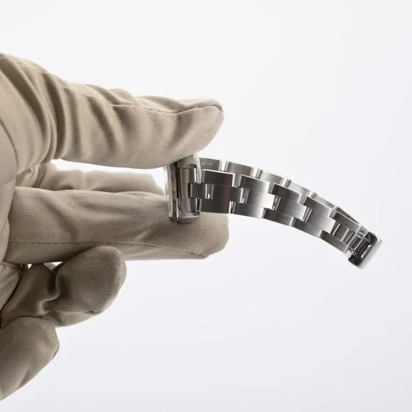 Rolex Oyster Perpetual Date 69160 Automatic Oyster Bracelet 26mm Ladies Watch - Picture 7 of 9